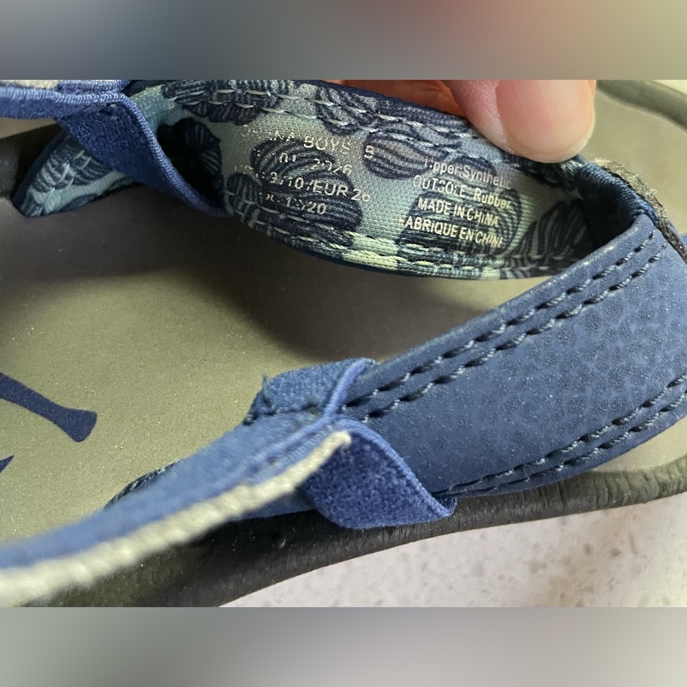 VGUC Sz. 9/10  OLUKAI Ohana Boy's Beach Sandals, Quick-Dry Flip-Flop - Picture 9 of 11